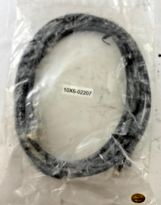 CableWholesale 10X6-02207 Cable   Data/Network Patch Cable