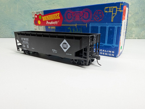 Tolva lateral Roundhouse escala HO 3 bahías Erie #38161 LEER | Zustand: Used