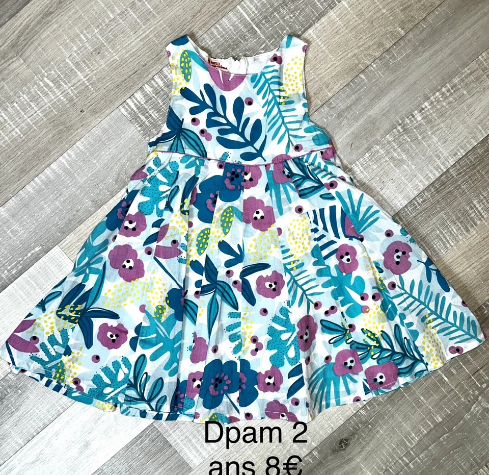 Dpam 2 ans Fille : Robe Fleurie Bleue été TBE - Photo 1/1