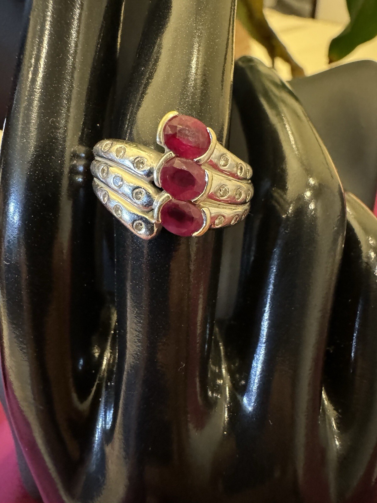 18k Solid White Gold And Ruby Ring 7 Grams Size 6… - image 6