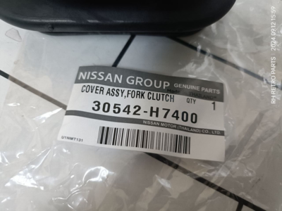 DATSUN NISSAN 1200 CLUTCH RELEASE FORK RUBBER 30542-H7400 Fit For