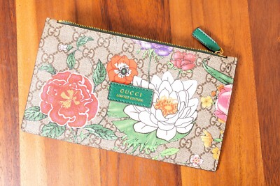 Gucci GG Blooms Wristlet 