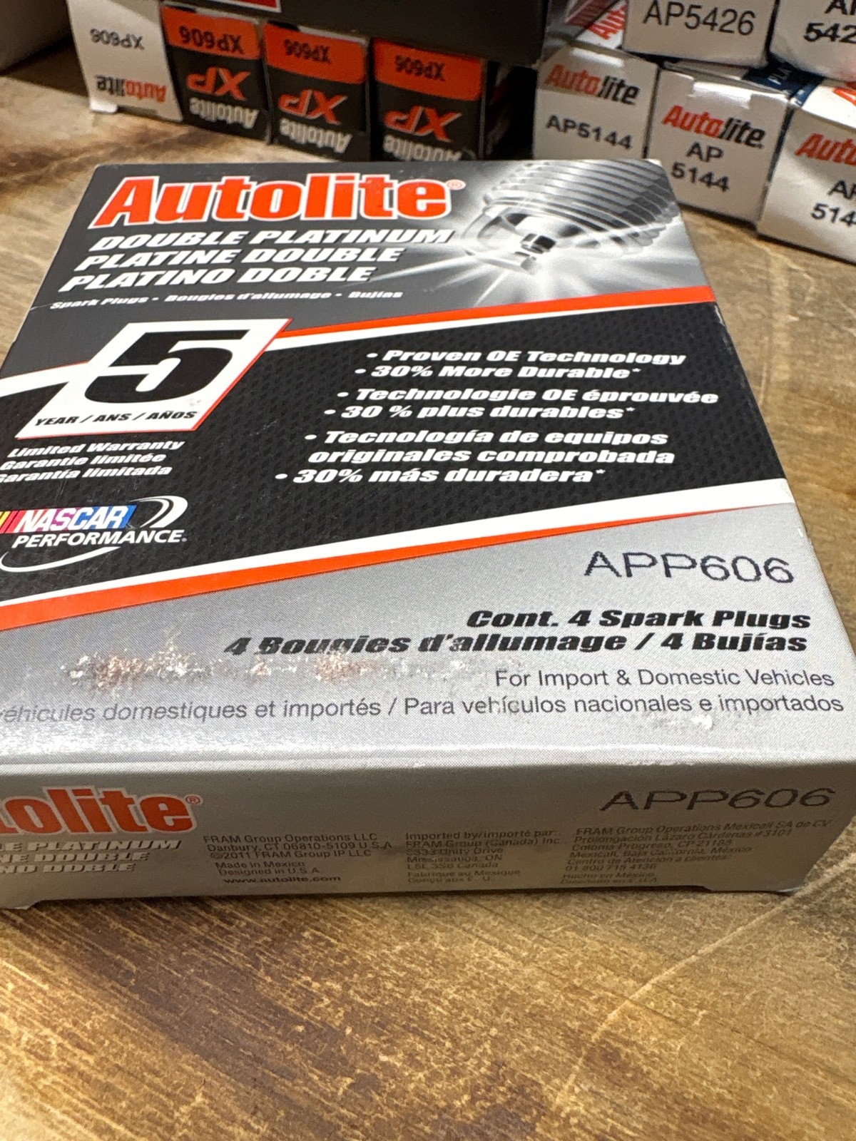4 New Autolite APP606 Double Platinum Spark Plugs NEW SET OF 4 Spark Plugs 