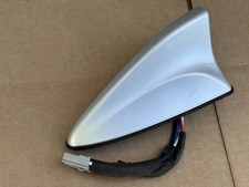 2016-2018 Hyundai Santa Fe Sport Oem Shark Fin Antenna Circuit Silver M8s 2016-2018 Hyundai Santa Fe Sport Oem Shark Fin Antenna Circuit Silver M8s