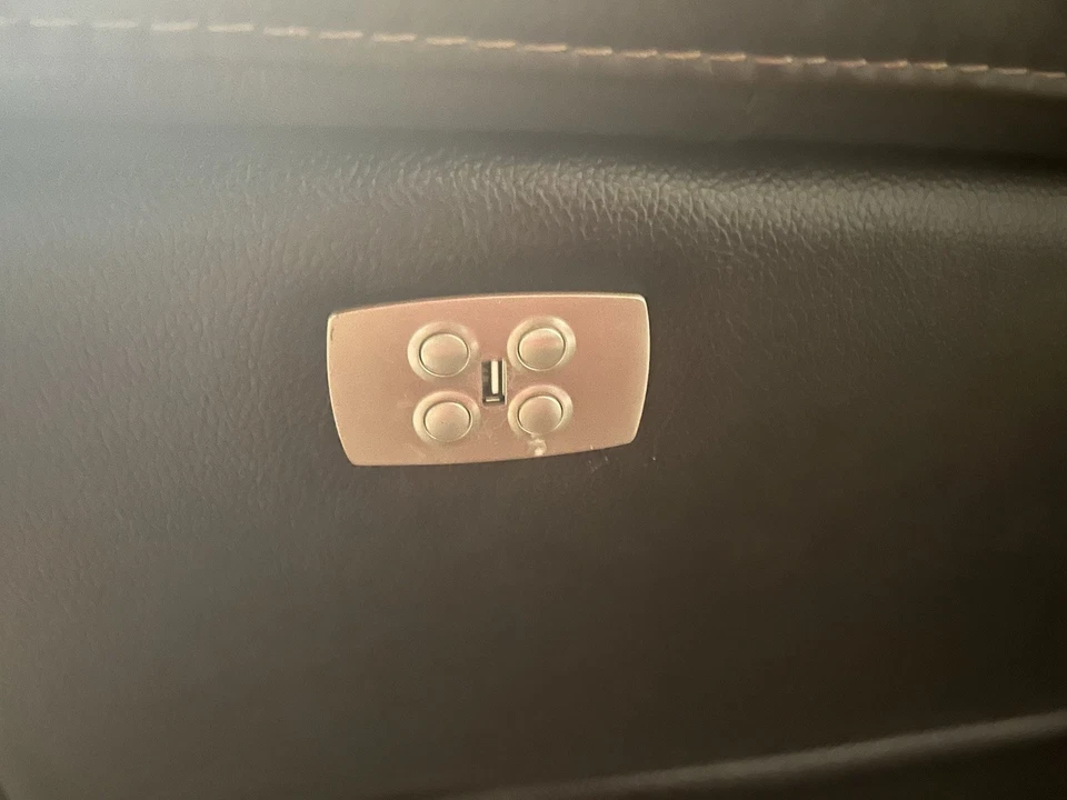 Sofá reclinable eléctrico de 3 plazas marrón Foto 4 de 4