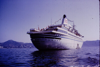 JAN 1975 Viking Star Cruise Ship Kodachrome Slide Ref D144
