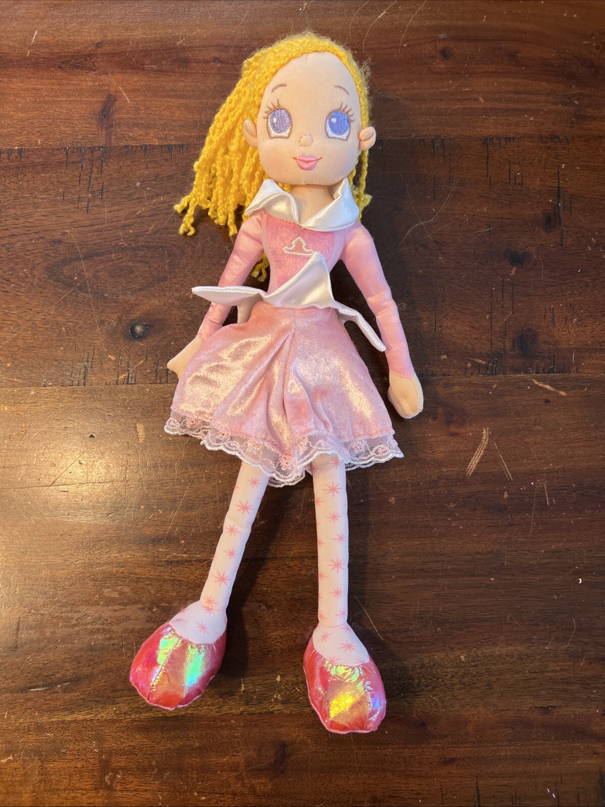 Disney Mattel 2006 Retired Princess Aurora 15&rdquo; Plush Doll 