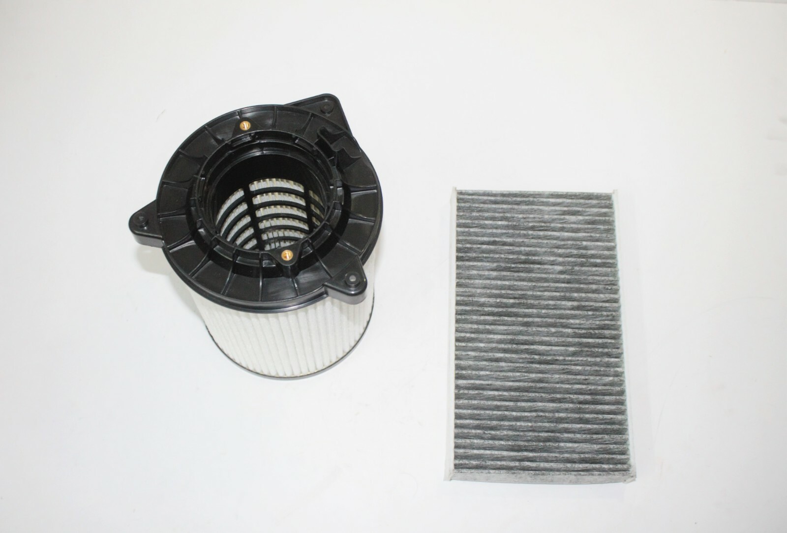 Maserati Ghibli Quattroporte Levante Diesel Engine Air Filter & AC Filter Set