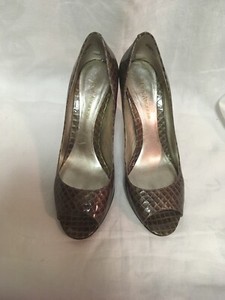 enzo angiolini snakeskin pumps