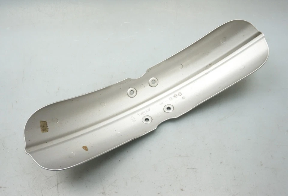 Guardabarros Delant. FENDER Triumph Thruxton 900 Scrambler Bonneville M968 - Imagen 3 de 4