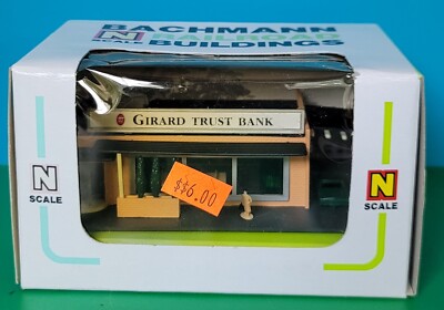 Bachmann 45804 N Scale ''Drive-In Bank'' NEW Lot950