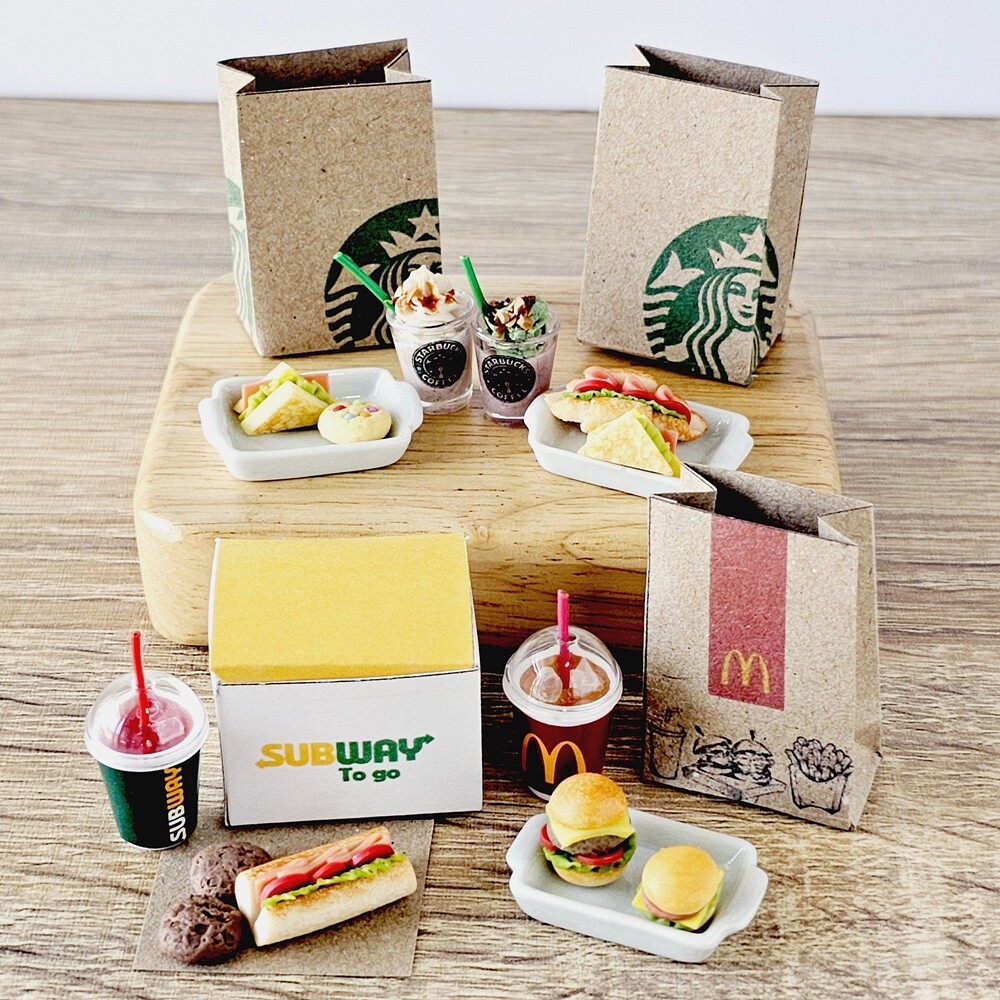 Casa de muñecas Miniatura Arcilla Comida Rápida Hamburguesa Café Starbucks 1:12 bolsas hechas a mano