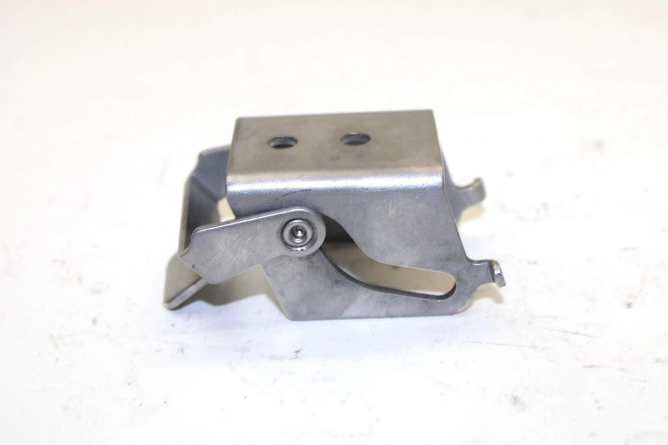 Yamaha Waverunner Iii 650 1992 OEM tapón de bloqueo de pestillo FJ0-62849-00-00 JY3 Foto 3 de 4