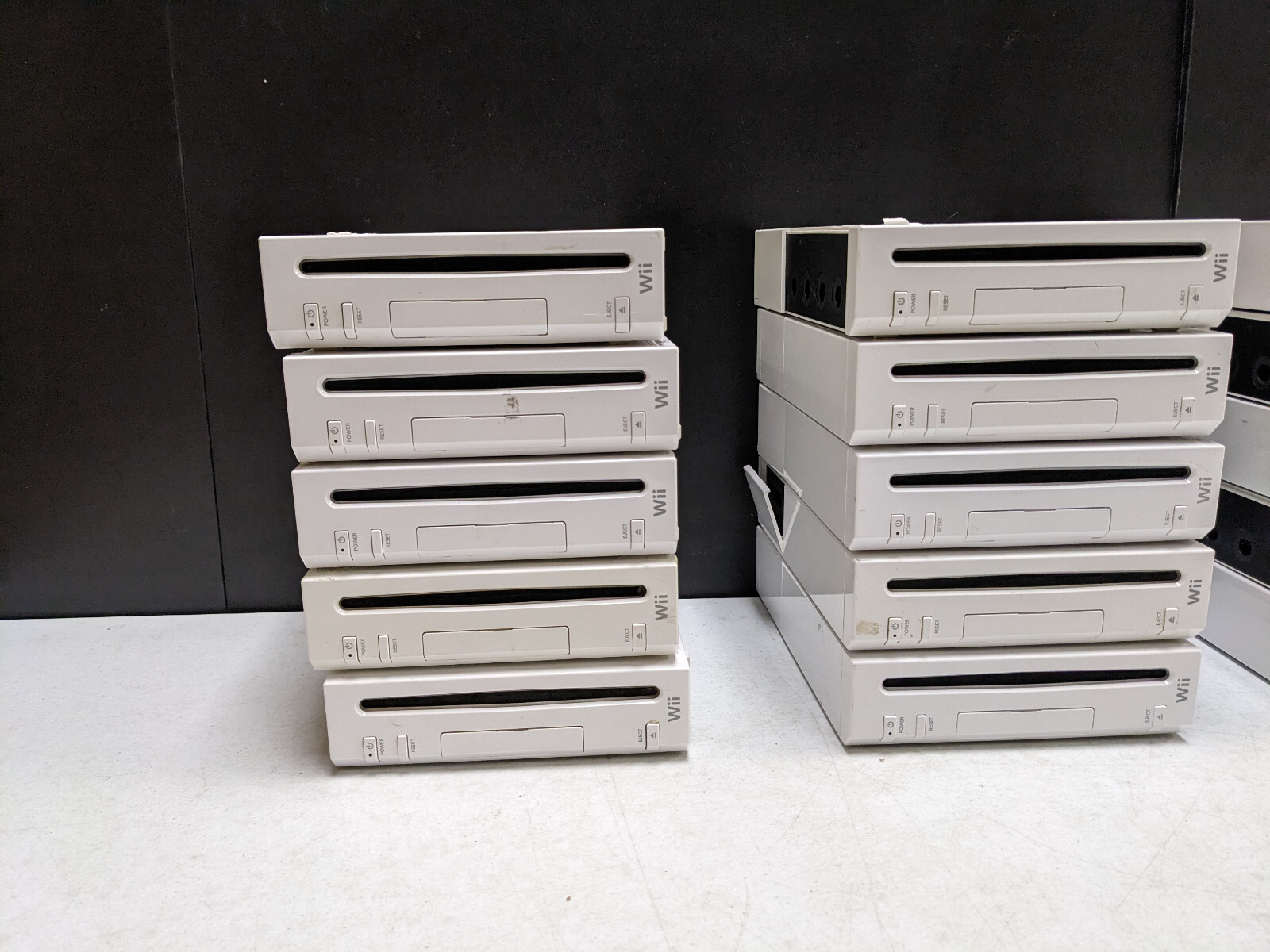 Lot of 15 Nintendo Wii Consoles (For Parts/Repairs) (15, USA) eBay