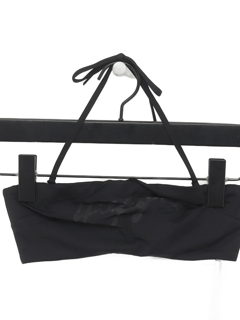 Top de bikini con aros muy bandeau en negro PVP £45