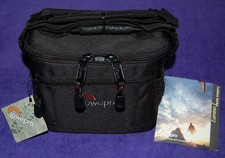 Lowepro Camera Bag Lumina Series Lumina 1 Case in Black, Handle, Shoulder Strap.