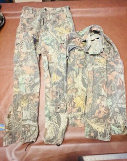 Vintage Bass Pro Redhead Advantage Camo Pant L & Shirt LT Used Good Shape Womens