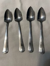 VTG HOAN Stainless Steel Set Of 4 Grapefruit Spoons Made In Japan MCM