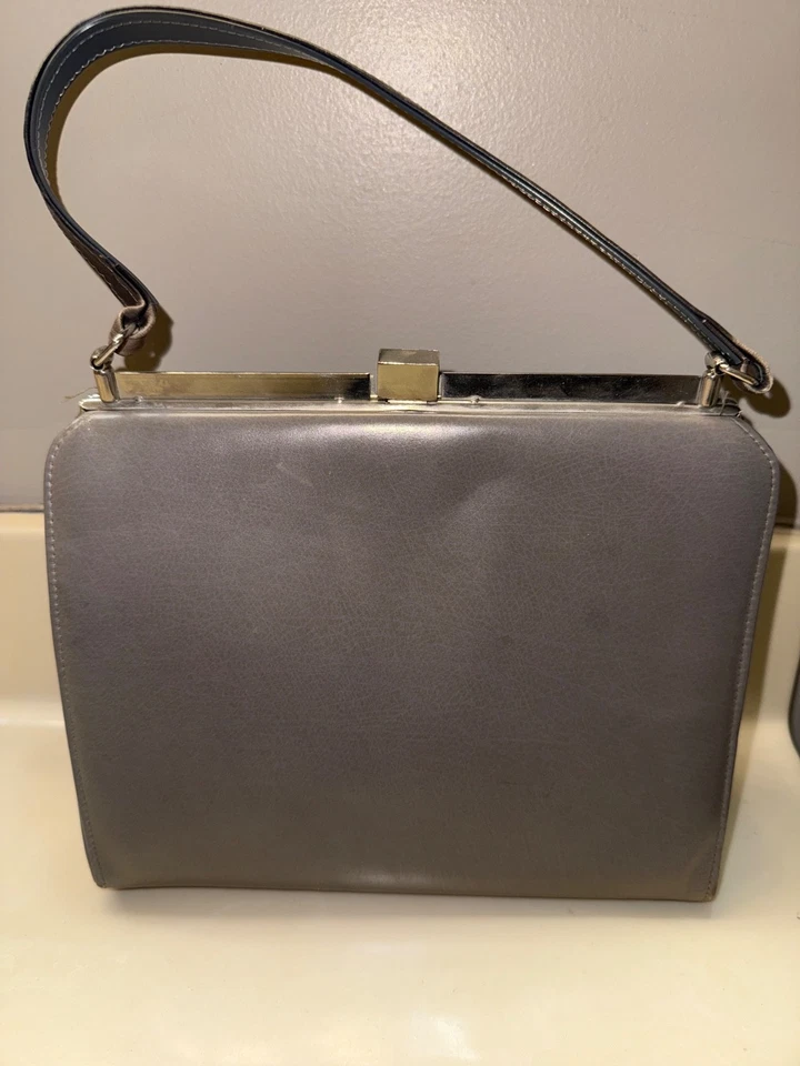 Bolso de mano vintage años 50-60 retro cuero gris dos tonos broche de metal cartera una asa Foto 3 de 4