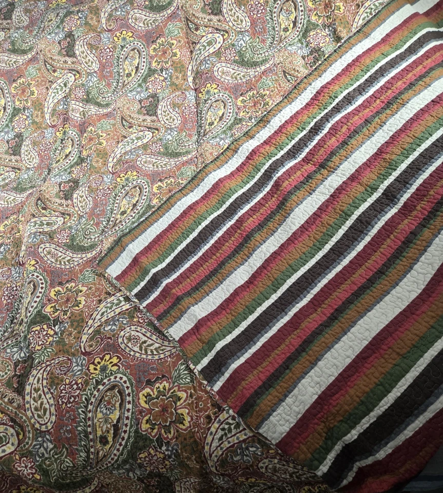Paisley/Stripe Quilt Size King Multi-color Bedding Reversible 110" x 92" - Image 2 of 4