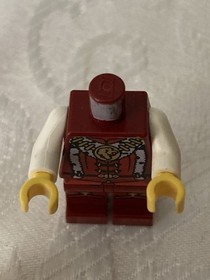 LEGO Minifigure Lion King cas441 Castle Kingdoms 7946 Lion Breastplate Crown