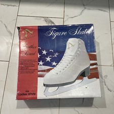 American Tricot Lined Ladies Figure Skates White Size 11 Lightly Used