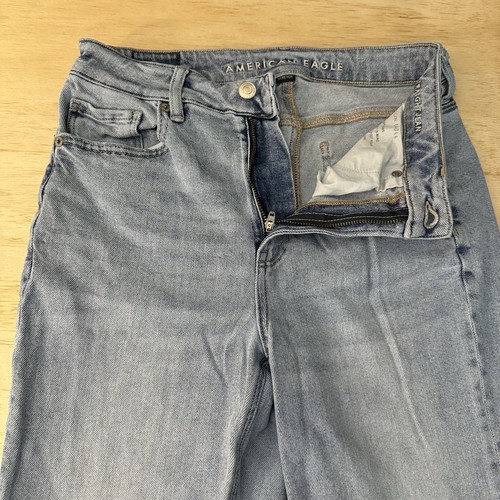 American Eagle Jeans Womens Size 4 Mom Straight Jean Light Wash Denim - Picture 3 of 14