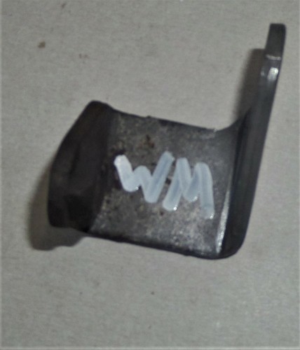 VW AUDI SEAT SKODA Stütze Turbolader 038145535K