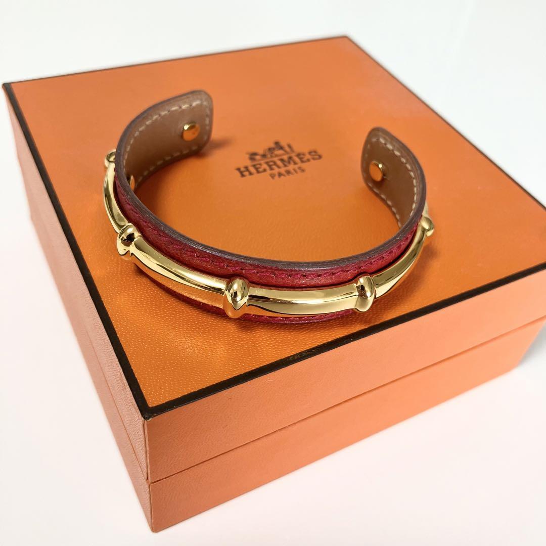 HERMES Gold Red Bangle Bracelet Vintage Rare 5.5cm x 5cm HERMES Gold Red Bangle Bracelet Vintage Rare 5.5cm x 5cm