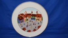 Villeroy & Boch Design Naif Cake Plate, 11 7/8"