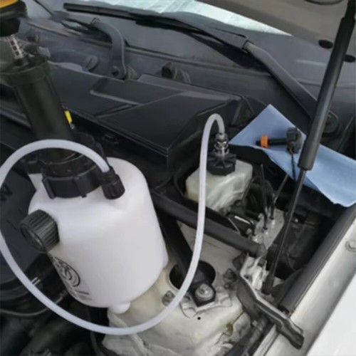 3L+1L Pressure Brake Clutch Fluid Bleeder Bleeding Kit Car Bleed Oil Bottle Tool - Picture 7 of 10