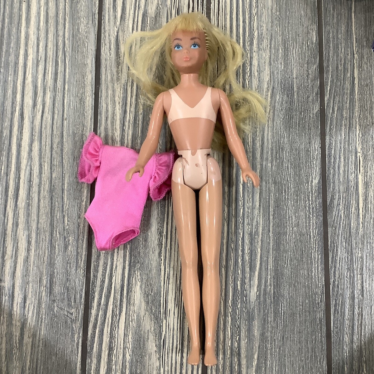 Mattel Barbie SKIPPER Sun Lovin' MALIBU Doll with TAN lines