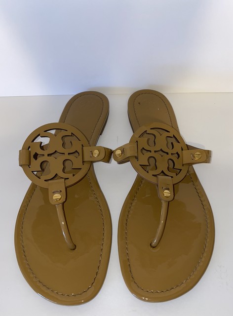boc navy sandals