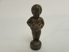 (ref288BM) Vintage metal bruxells souvenir boy peeing statue