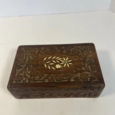 Vintage Carved Wood Floral Inlay Hinged Trinket Jewelry Box Flower Lined India