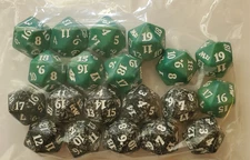 20x Magic the Gathering, D20 Spindown 20-sided Life Counter Dice, Green & Black