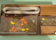Coach Signature Floral Wallet Gift Set Brown/...