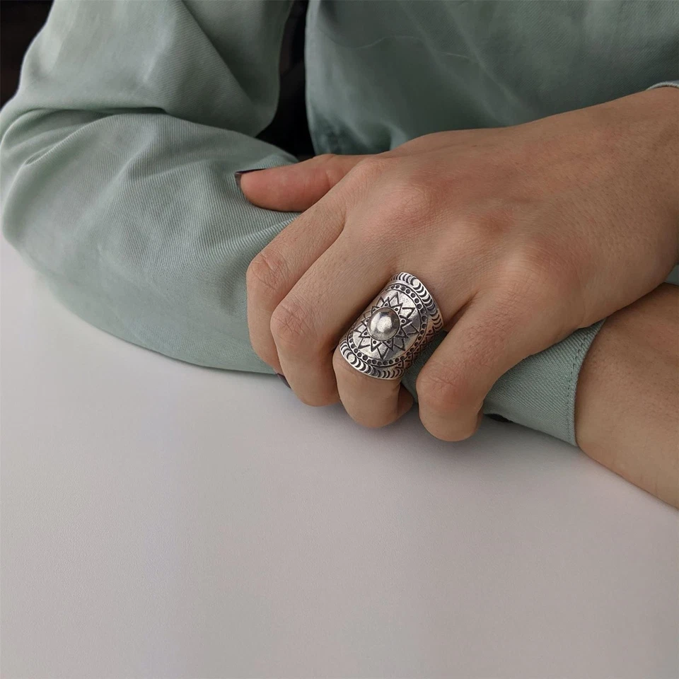 81stgeneration Anello Regolabile Argento 999 Karen Hill Tribe Con Sole Azteco - Immagine 3 di 4