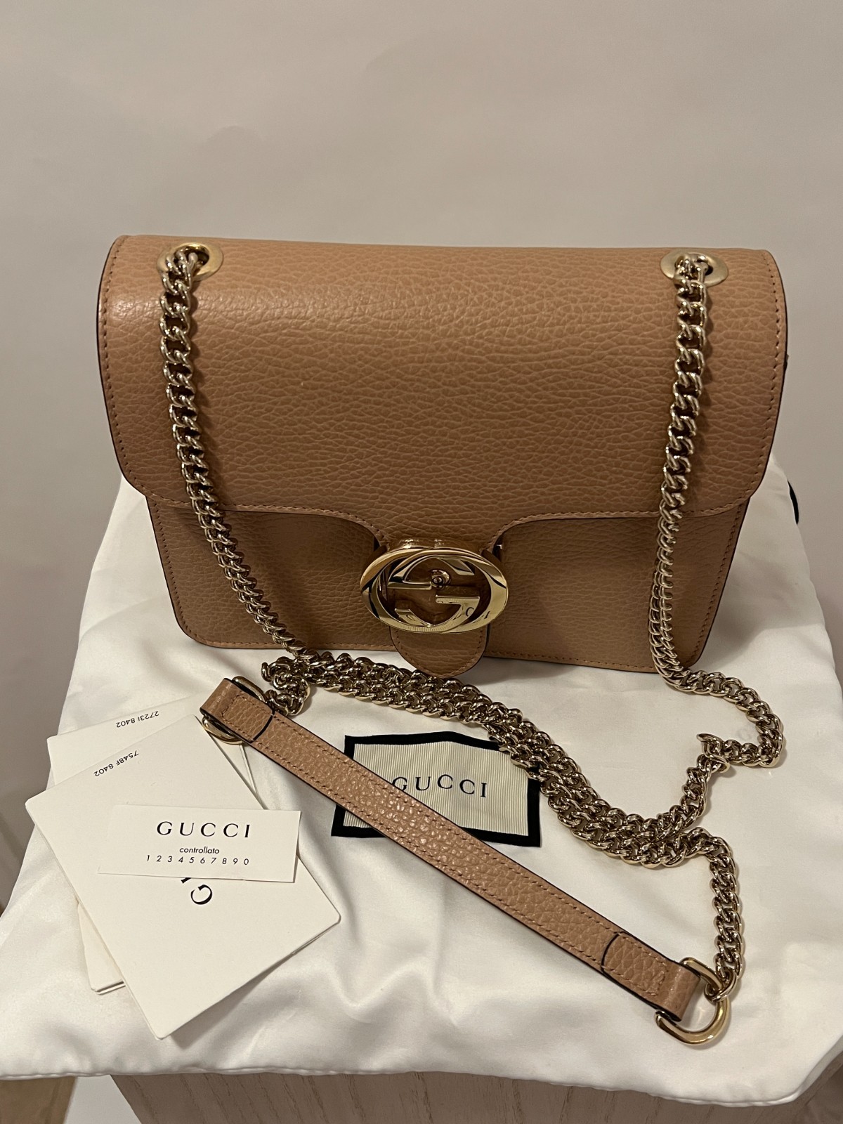 Authentic Gucci Interlocking GG Small Crossbody i… - image 4