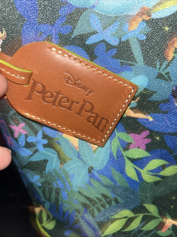 Bolso Bandolera Dooney & Bourke Disney Peter Pan *usado pero en excelente estado* Foto 3 de 4