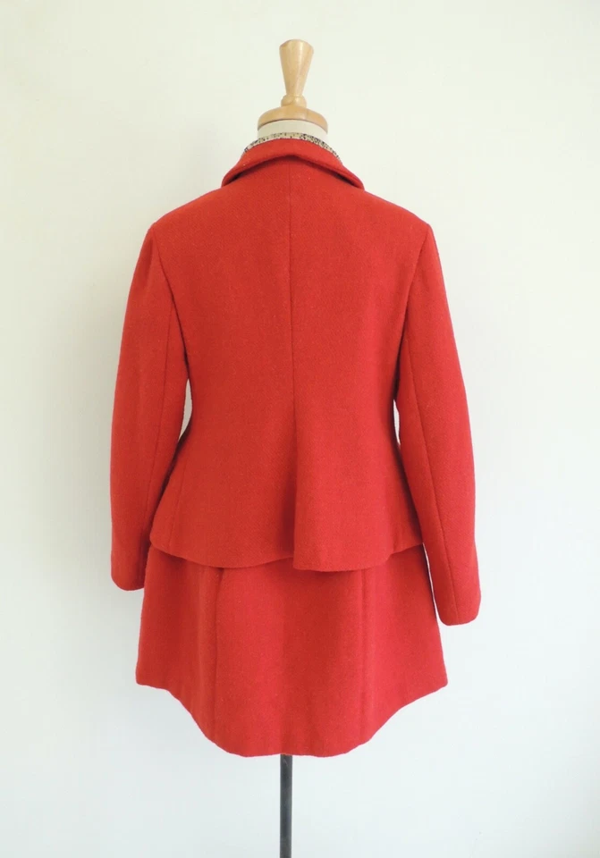 VIVIENNE WESTWOOD 1987 Chaqueta Princesa Roja Recortada Leopardo Falda Criníscula Orbe Foto 4 de 4