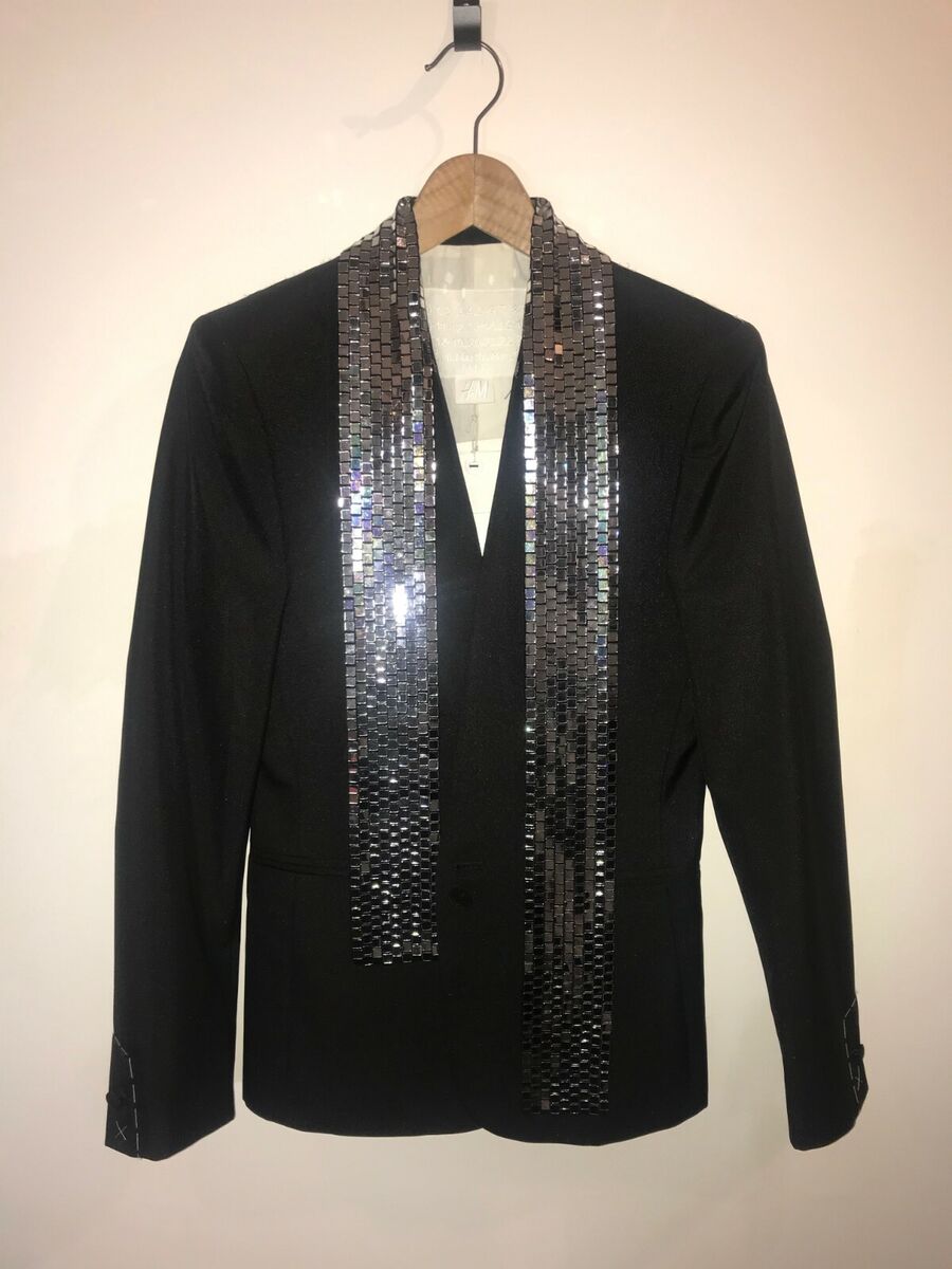 BRAND NEW*** MAISON MARTIN MARGIELA FOR H&M MIRROR SCARF BRAND NEW*** MAISON MARTIN MARGIELA FOR H&M MIRROR SCARF