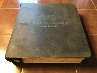 Lockheed L-100 Hercules Model 382B  Pilot's Operating Manual