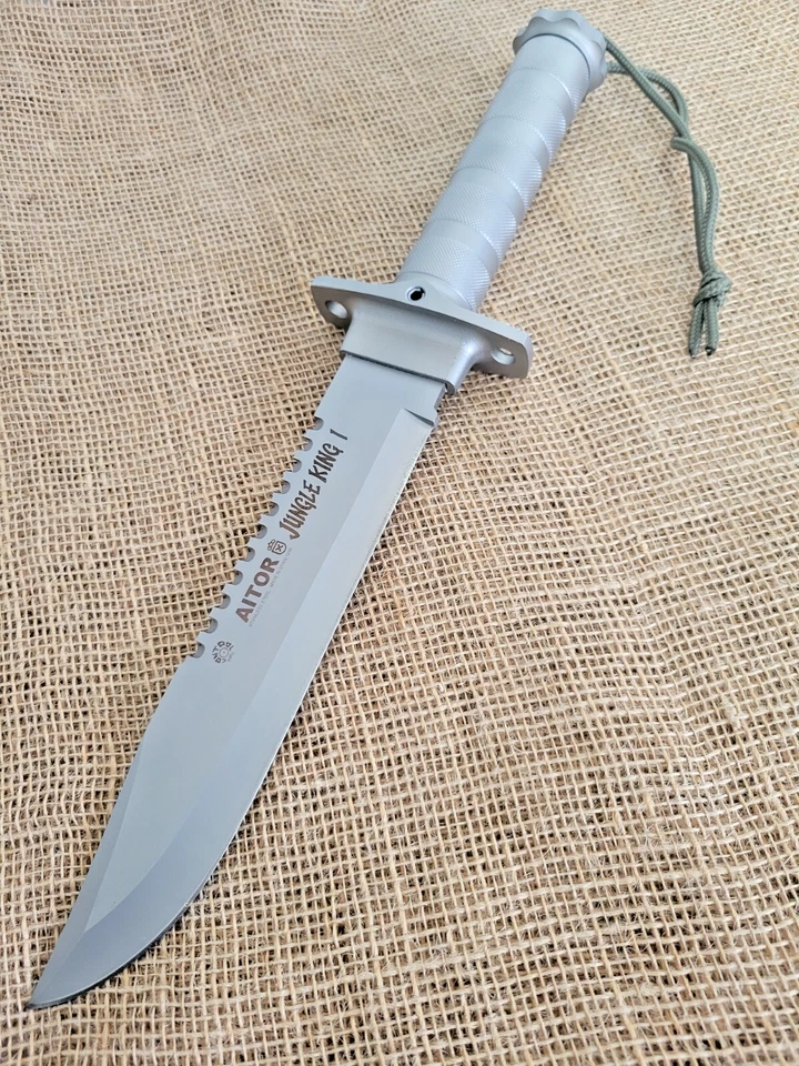 Cuchillo fijo Aitor Jungle King I hoja de sierra de 8" construcción de acero inoxidable Foto 2 de 4
