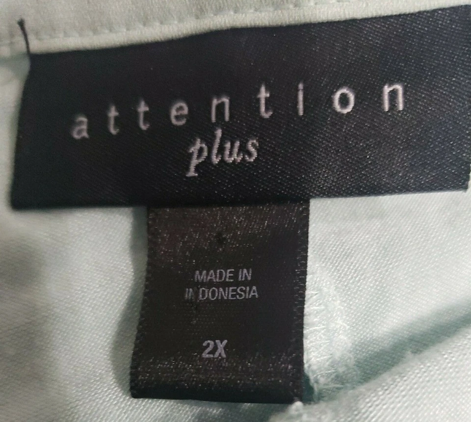 Attention Plus Size 2x Women's Blouse Teal And Blue Short Sleeve  - Image 4 of 4