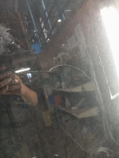 Capot BMW SERIE 5 E60 PHASE 1 41617111385 - Photo 2/4