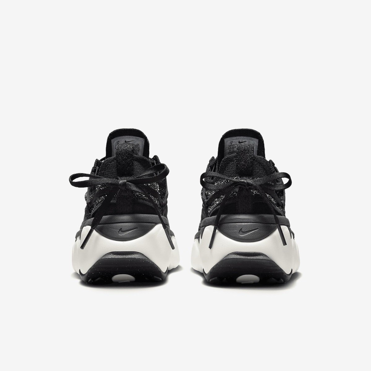 Size 7.5- Nike Flyknit Bloom Women's Shoes (FD2149-003, Black Dark