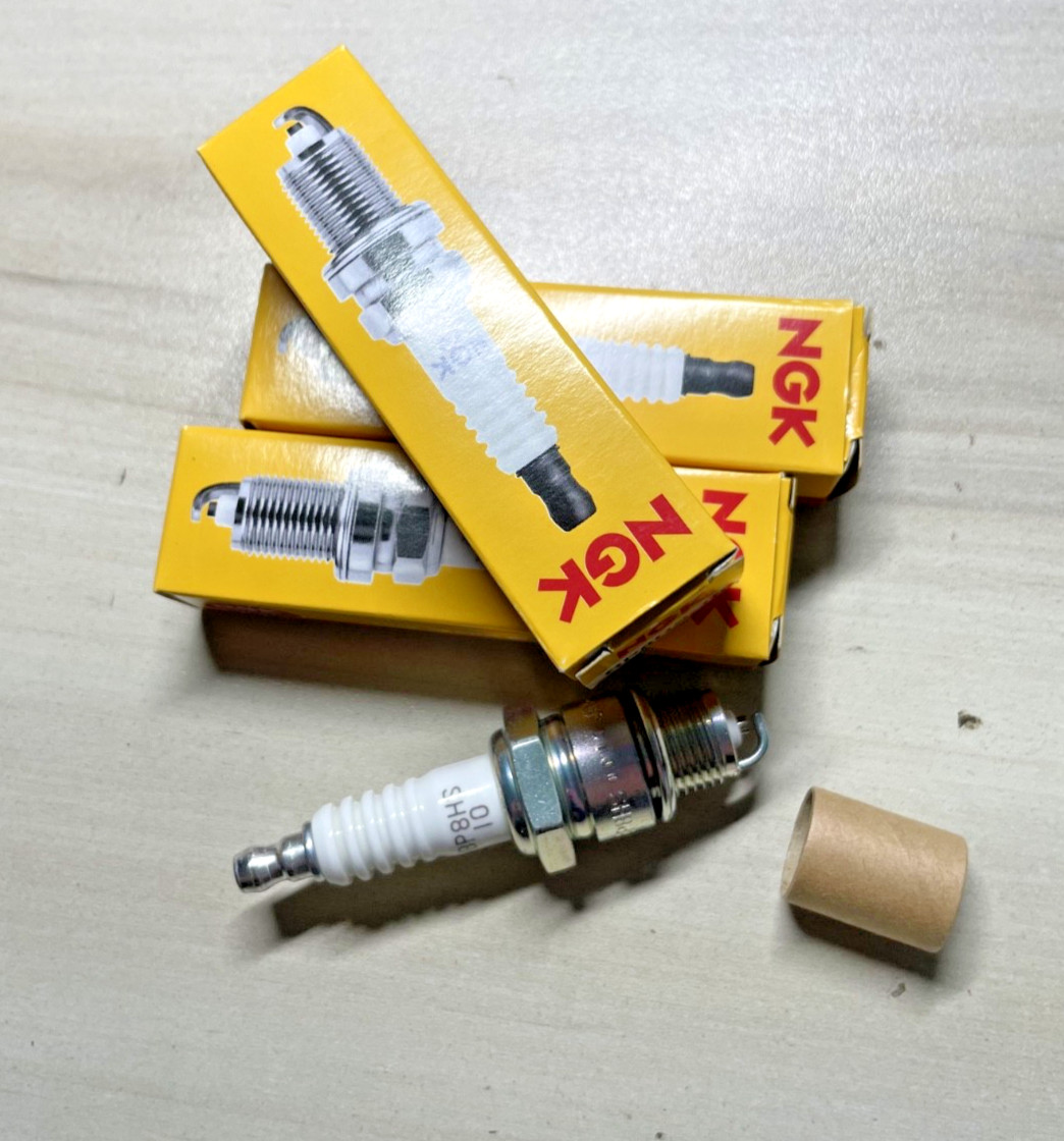 NGK 3823 BP8HS-10 Standard Spark Plugs for 94701-00237 90793-20113 , LOT OF 3