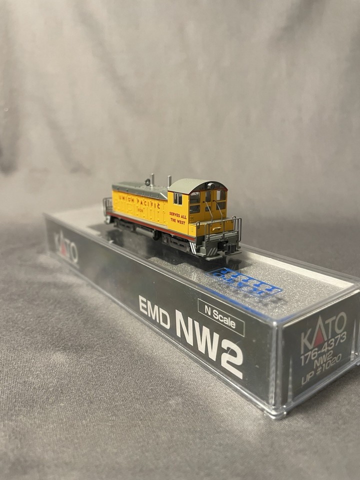 Kato NW2 Switcher Union Pacific 1020 DC/DCC Ready #176-4373 N Scale ...