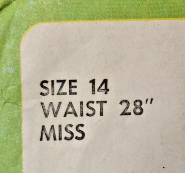 Simplicity 8751 Layered Skirt 2 Lengths Size 14 Waist 28 (Year 1978) New Folded - Image 4 of 4